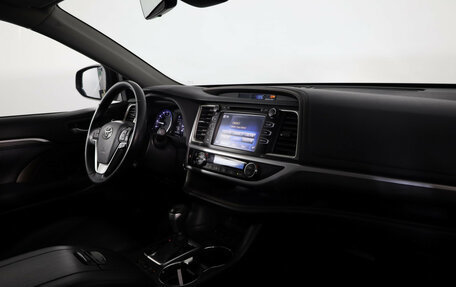 Toyota Highlander III, 2019 год, 3 990 000 рублей, 10 фотография