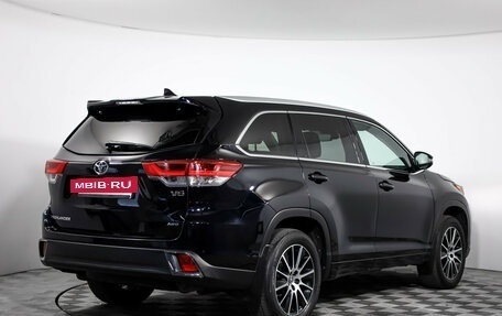 Toyota Highlander III, 2019 год, 3 990 000 рублей, 5 фотография