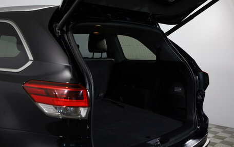 Toyota Highlander III, 2019 год, 3 990 000 рублей, 30 фотография