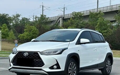 Toyota Yaris XP150 рестайлинг, 2022 год, 1 451 000 рублей, 1 фотография