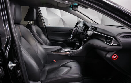 Toyota Camry, 2019 год, 2 177 000 рублей, 12 фотография