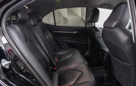 Toyota Camry, 2019 год, 2 177 000 рублей, 13 фотография