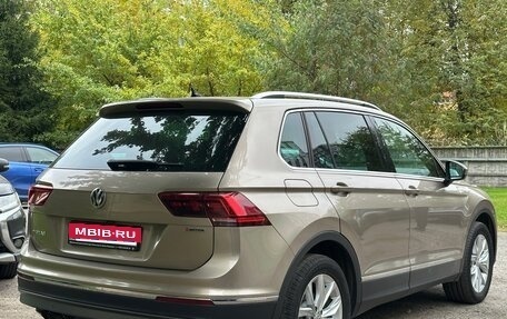 Volkswagen Tiguan II, 2018 год, 2 320 000 рублей, 4 фотография