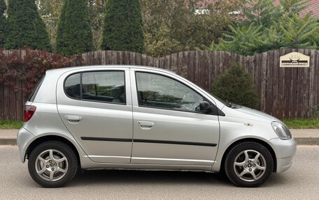Toyota Yaris I рестайлинг, 2000 год, 599 000 рублей, 3 фотография