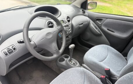 Toyota Yaris I рестайлинг, 2000 год, 599 000 рублей, 8 фотография