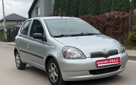 Toyota Yaris I рестайлинг, 2000 год, 599 000 рублей, 2 фотография