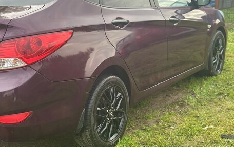 Hyundai Solaris II рестайлинг, 2012 год, 600 000 рублей, 4 фотография