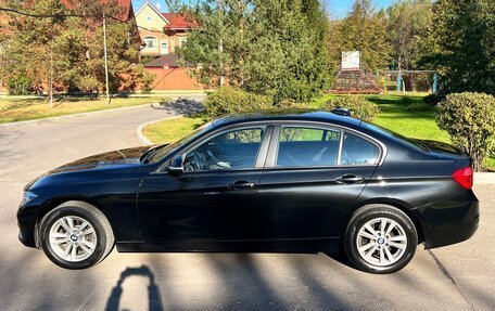 BMW 3 серия, 2017 год, 1 780 000 рублей, 7 фотография