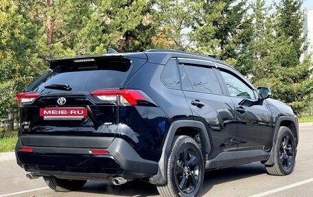 Toyota RAV4, 2021 год, 3 926 000 рублей, 11 фотография