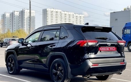 Toyota RAV4, 2021 год, 3 926 000 рублей, 7 фотография