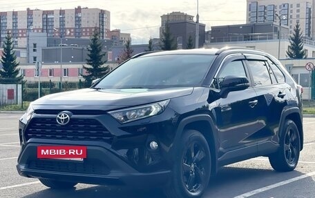 Toyota RAV4, 2021 год, 3 926 000 рублей, 5 фотография