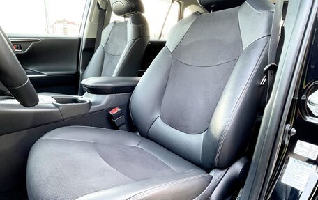 Toyota RAV4, 2021 год, 3 926 000 рублей, 19 фотография