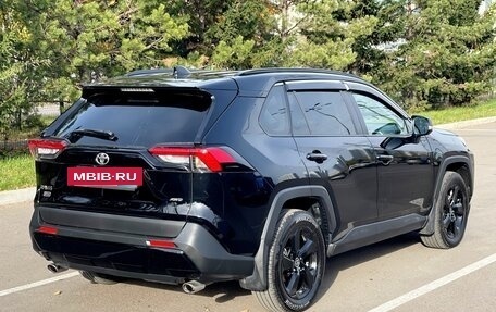Toyota RAV4, 2021 год, 3 926 000 рублей, 10 фотография