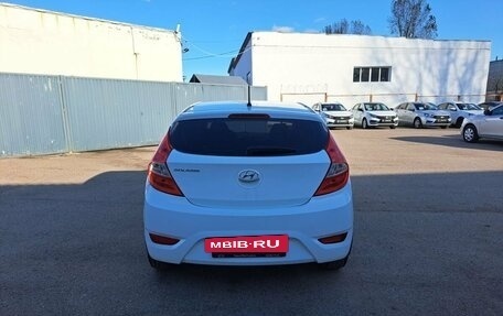 Hyundai Solaris II рестайлинг, 2016 год, 575 000 рублей, 6 фотография