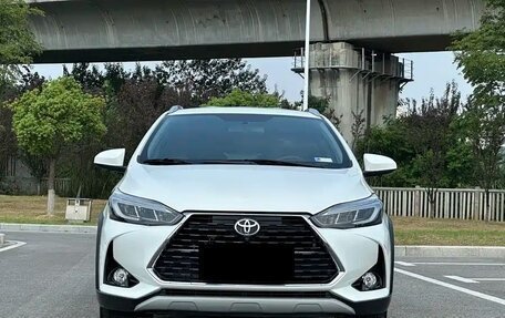 Toyota Yaris XP150 рестайлинг, 2022 год, 1 451 000 рублей, 3 фотография