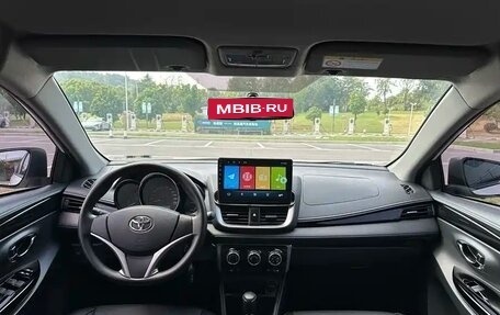 Toyota Yaris XP150 рестайлинг, 2022 год, 1 451 000 рублей, 10 фотография