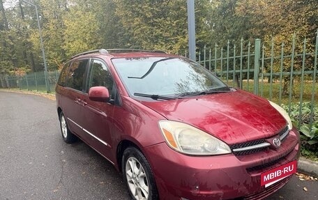 Toyota Sienna II рестайлинг, 2004 год, 1 150 000 рублей, 2 фотография