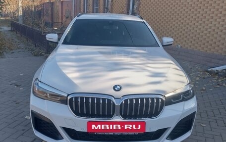 BMW 5 серия, 2020 год, 4 970 000 рублей, 2 фотография