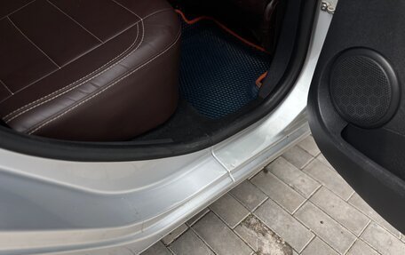 Renault Logan II, 2015 год, 880 000 рублей, 13 фотография