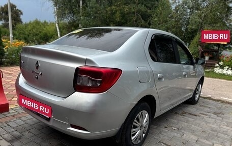 Renault Logan II, 2015 год, 880 000 рублей, 6 фотография
