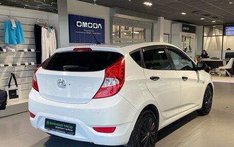 Hyundai Solaris II рестайлинг, 2012 год, 600 000 рублей, 4 фотография