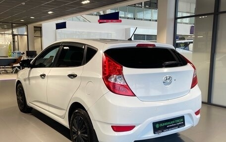 Hyundai Solaris II рестайлинг, 2012 год, 600 000 рублей, 5 фотография