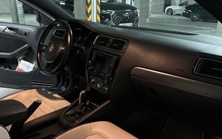 Volkswagen Jetta VI, 2015 год, 1 290 000 рублей, 5 фотография