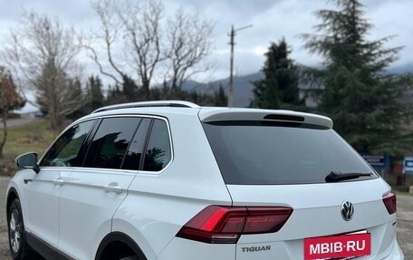 Volkswagen Tiguan II, 2019 год, 3 100 000 рублей, 2 фотография