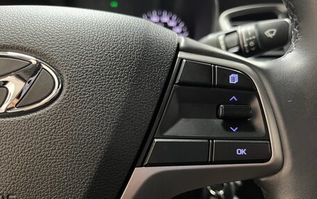 Hyundai Solaris II рестайлинг, 2017 год, 1 300 000 рублей, 18 фотография
