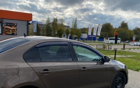 Volkswagen Jetta VI, 2011 год, 1 050 000 рублей, 7 фотография