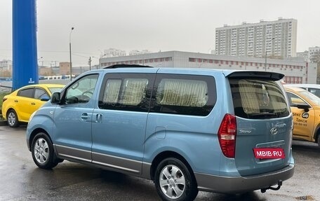 Hyundai Grand Starex Grand Starex I рестайлинг 2, 2010 год, 1 620 000 рублей, 11 фотография