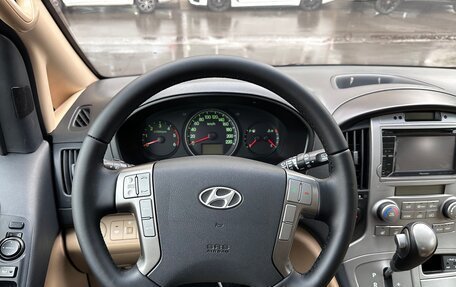 Hyundai Grand Starex Grand Starex I рестайлинг 2, 2010 год, 1 620 000 рублей, 16 фотография