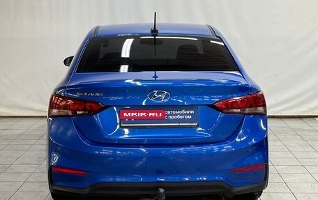 Hyundai Solaris II рестайлинг, 2017 год, 990 000 рублей, 5 фотография