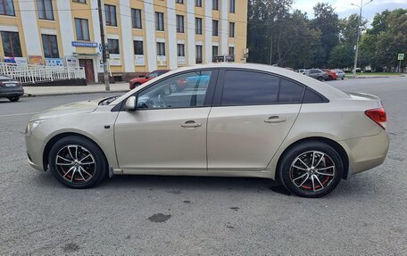 Chevrolet Cruze II, 2011 год, 475 000 рублей, 6 фотография