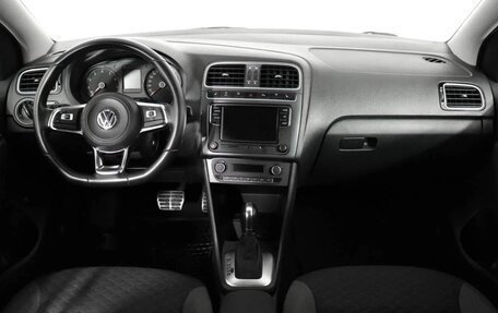 Volkswagen Polo VI (EU Market), 2018 год, 1 150 000 рублей, 10 фотография