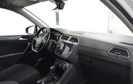 Volkswagen Tiguan II, 2018 год, 1 930 000 рублей, 23 фотография