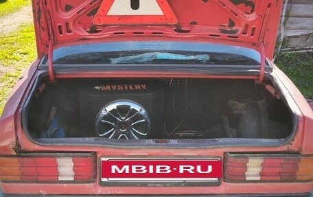 Mercedes-Benz 190 (W201), 1983 год, 100 000 рублей, 5 фотография