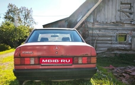 Mercedes-Benz 190 (W201), 1983 год, 100 000 рублей, 4 фотография