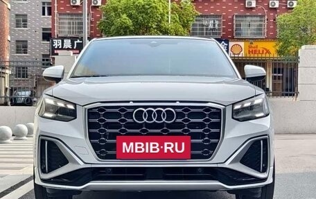 Audi Q2 I, 2022 год, 1 900 000 рублей, 3 фотография