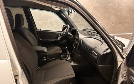 Chevrolet Niva I рестайлинг, 2016 год, 629 000 рублей, 7 фотография
