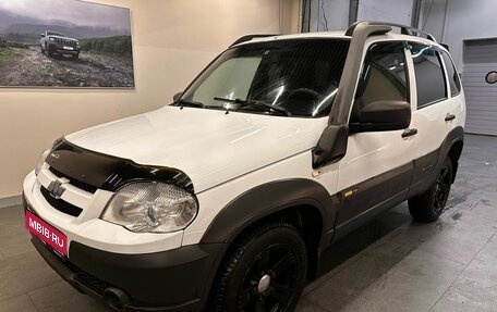 Chevrolet Niva I рестайлинг, 2016 год, 629 000 рублей, 1 фотография