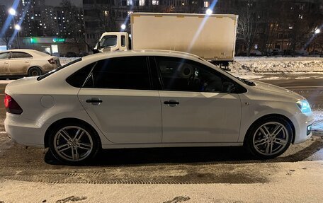 Volkswagen Polo VI (EU Market), 2019 год, 1 200 000 рублей, 3 фотография