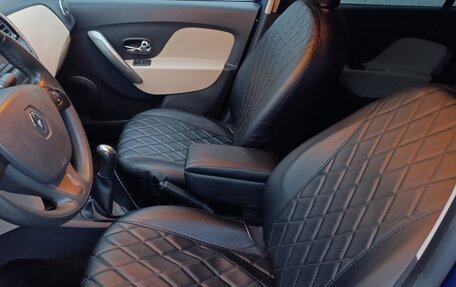 Renault Logan I, 2014 год, 900 000 рублей, 7 фотография