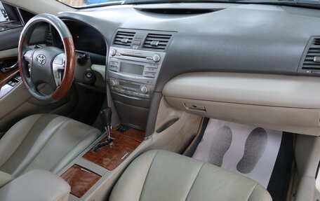 Toyota Camry, 2009 год, 979 000 рублей, 18 фотография