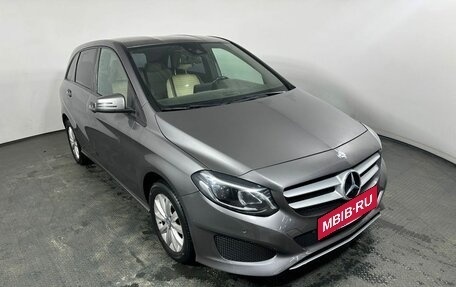 Mercedes-Benz B-Класс, 2015 год, 1 320 000 рублей, 3 фотография