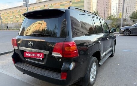 Toyota Land Cruiser 200, 2013 год, 4 200 000 рублей, 2 фотография