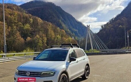 Volkswagen Tiguan II, 2019 год, 2 870 000 рублей, 24 фотография