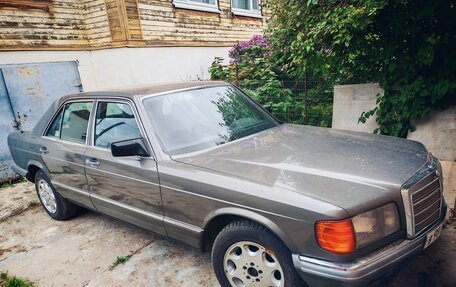 Mercedes-Benz S-Класс, 1989 год, 700 000 рублей, 3 фотография