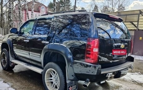 Chevrolet Tahoe III, 2012 год, 2 750 000 рублей, 2 фотография