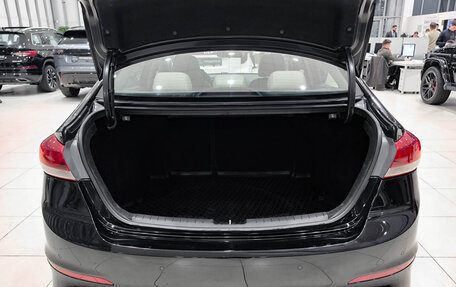 Hyundai Elantra VI рестайлинг, 2017 год, 1 575 000 рублей, 12 фотография